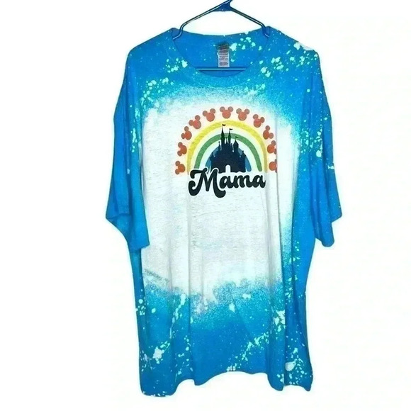 Gildan Tops - Disney mama shirt! Perfect for summer vacation!!
